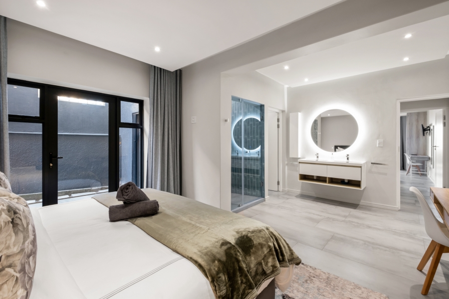 To Let 2 Bedroom Property for Rent in Camps Bay Western Cape